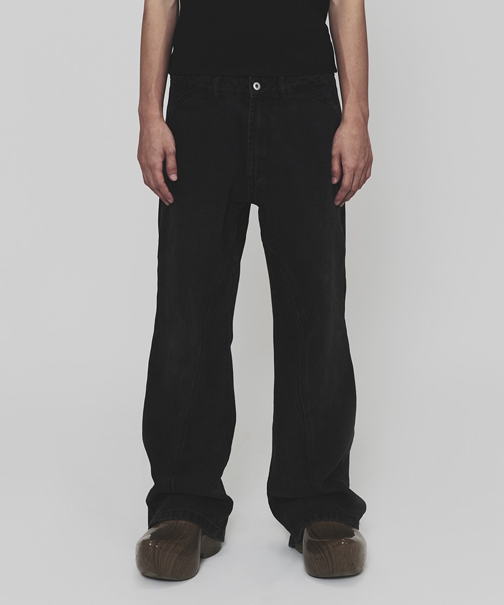 水洗修身丹寧褲 Washed Flared Denim Pants