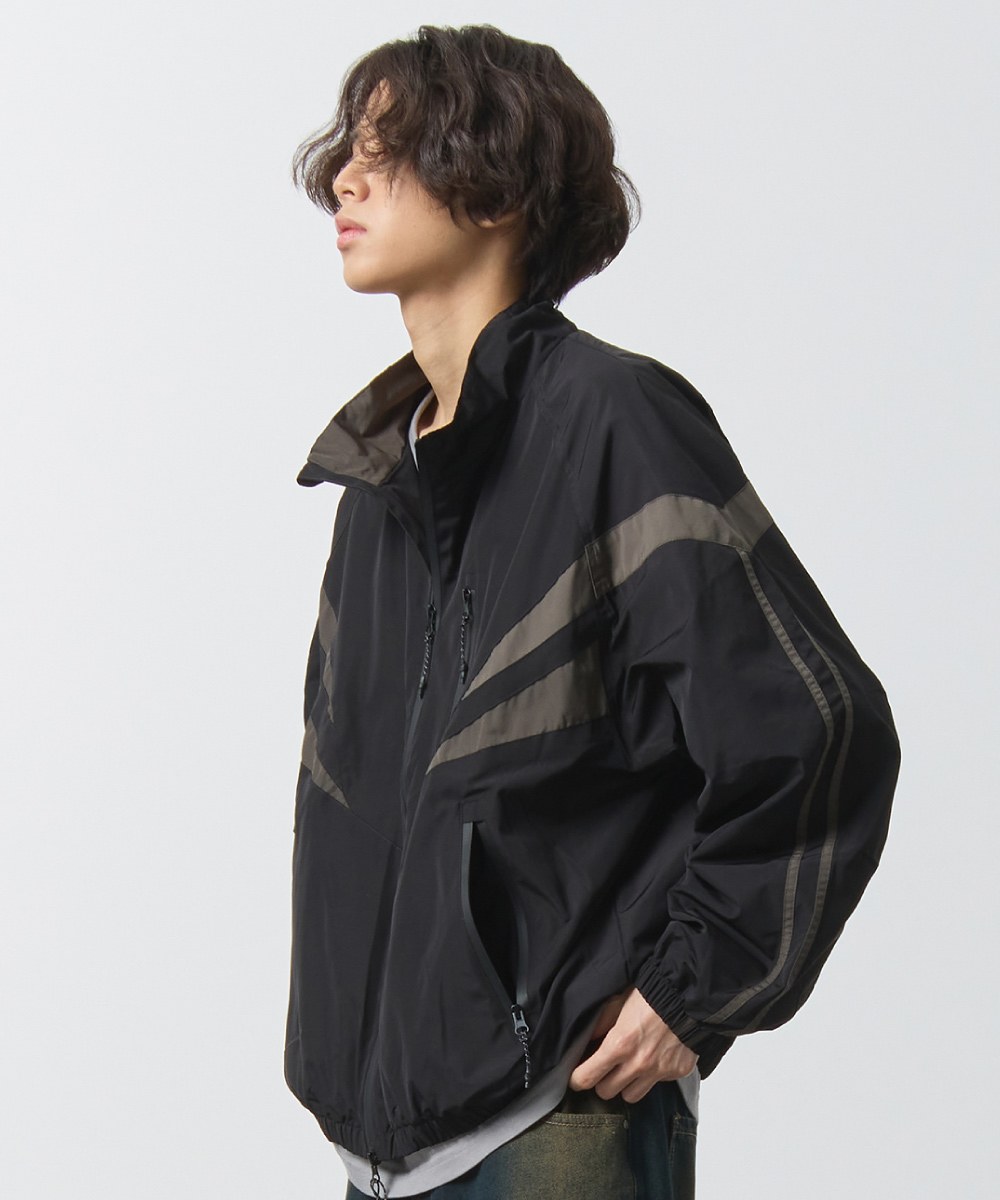 拼接運動外套 D-LAYER PANEL TRACK JACKET