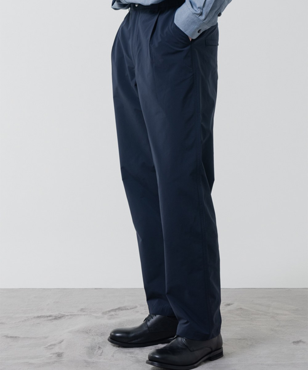 寬鬆抽繩長褲 RELAXFIT BANDING PANTS