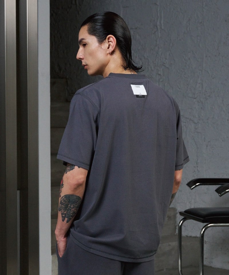 Neutrals 修身短袖T恤 Neutrals Fitted Tee