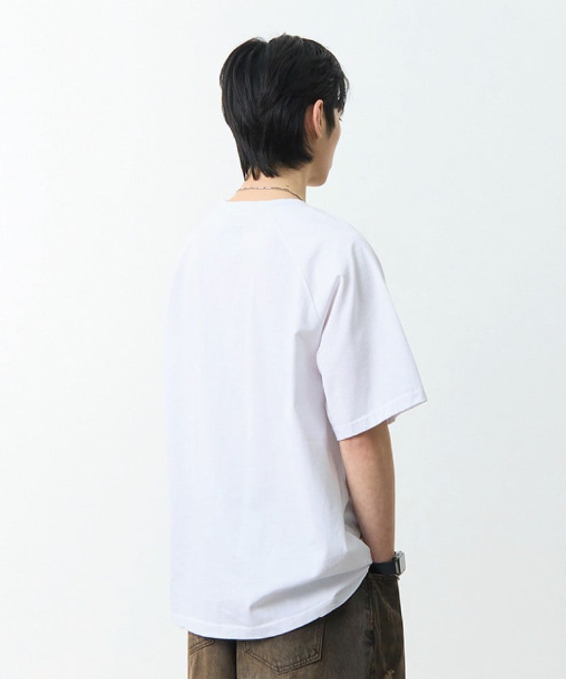 印花上衣 RAGLAN COLOR BLOCK PIGMENT ARTWORK SHORT SLEEVE T-SHIRT