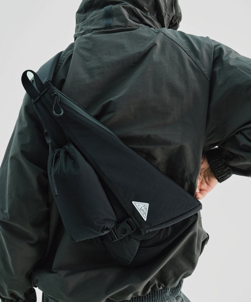 FPK3005-251 斜背包 Saddle Cross Bag