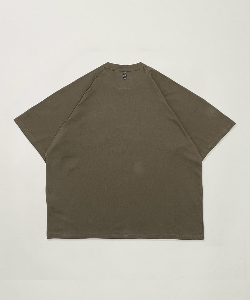 口袋短TEE CONTRAST POCKET TEE