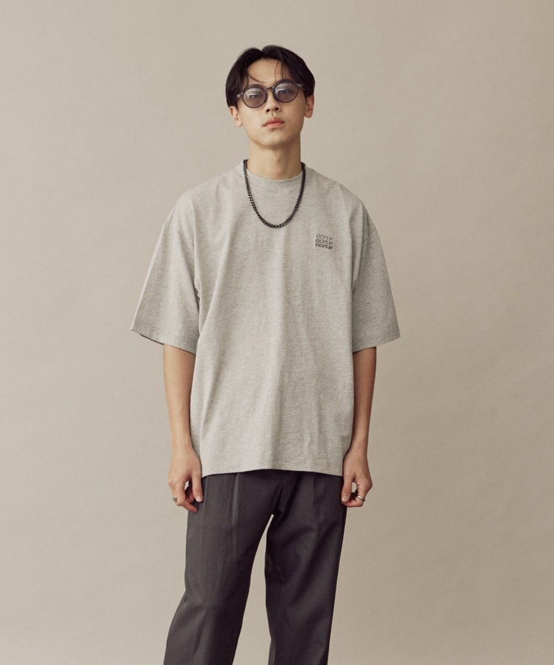 寬版經典疊字LOGO TEE