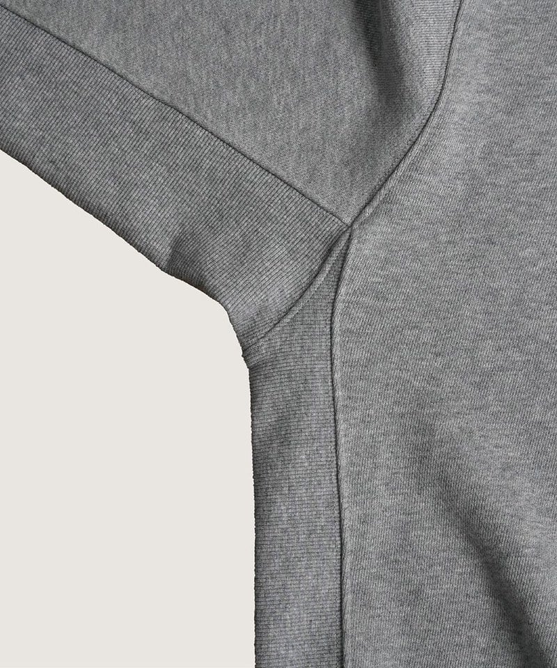 PBP0104-232 圖案長TEE RESTRICTION GRAPHIC SWEATSHIRT