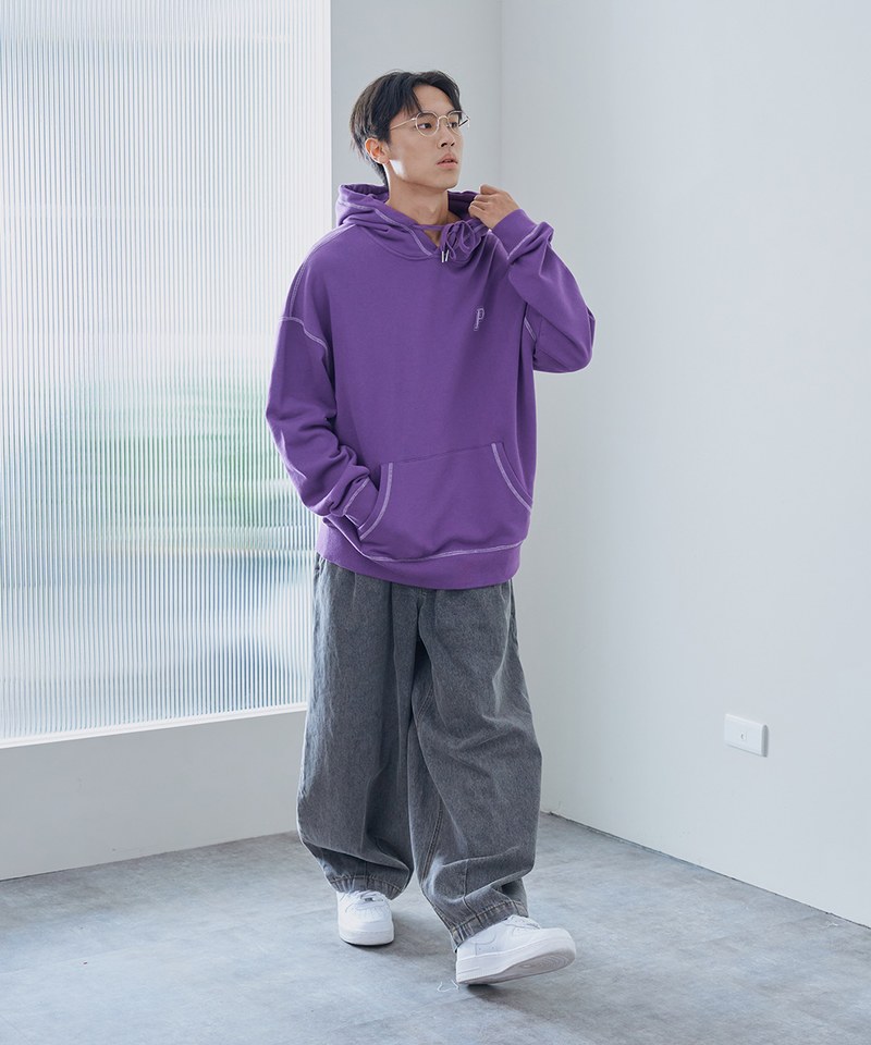 P-logo 撞色車線帽TEE