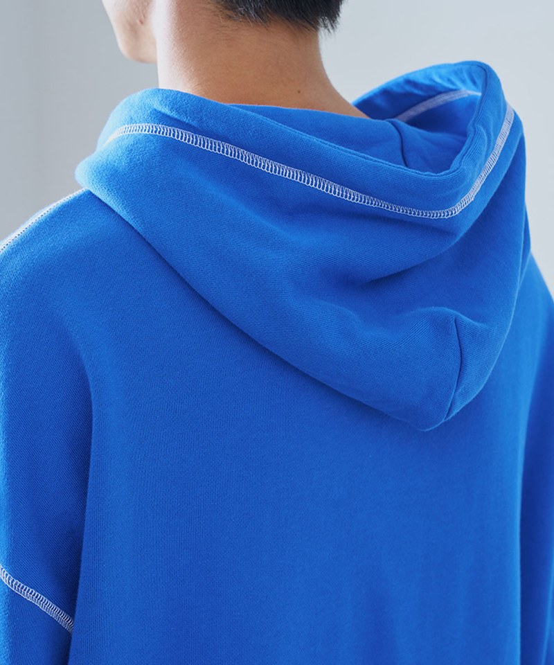 P-logo 撞色車線帽TEE