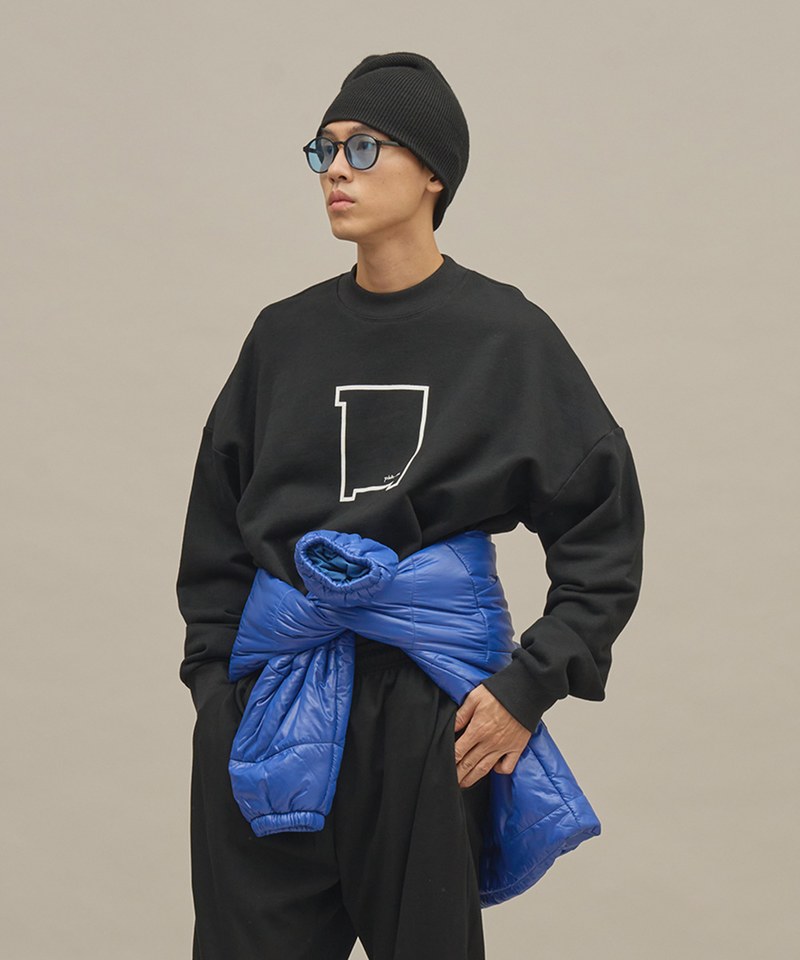 PLN0047-232 Wanna be 18 Logo大學Tee
