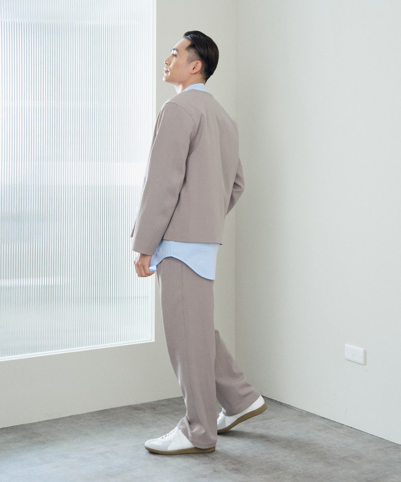 PLN1159-242 SEDO 圓領短版西裝外套