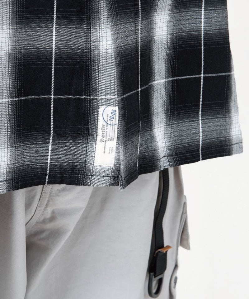 寬版短袖襯衫 BRAND LOGO LOOSE-FIT SHIRT