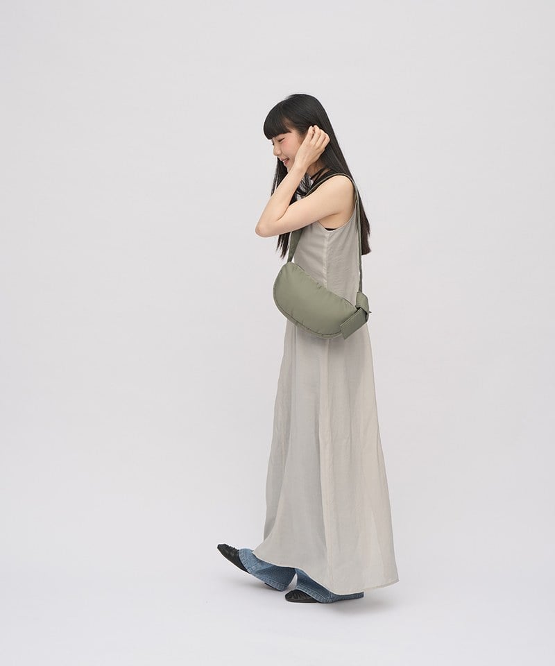 SAA5019-241 薄透開岔洋裝
