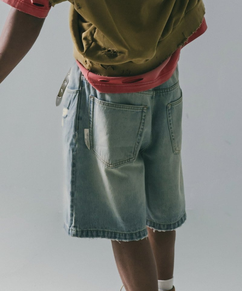 SNS1711-251 五分丹寧短褲 Destory Wash Denim Shorts