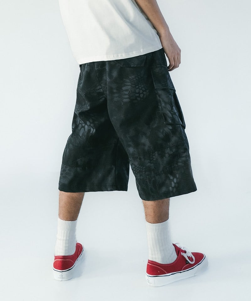 蛇紋工裝短褲 Snake Print Carpi Pants