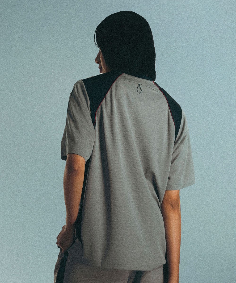 寬鬆足球上衣 LITE AIR JERSEY