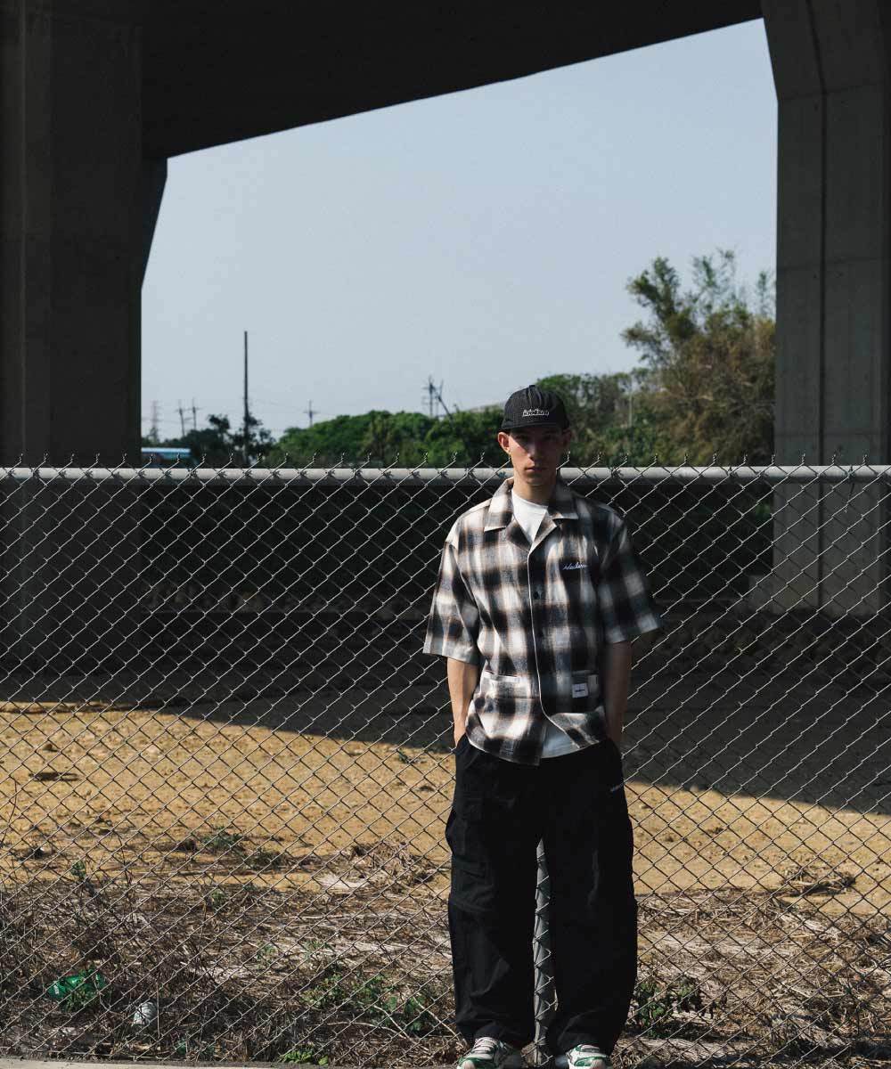 格紋襯衫 Checkered Shirt