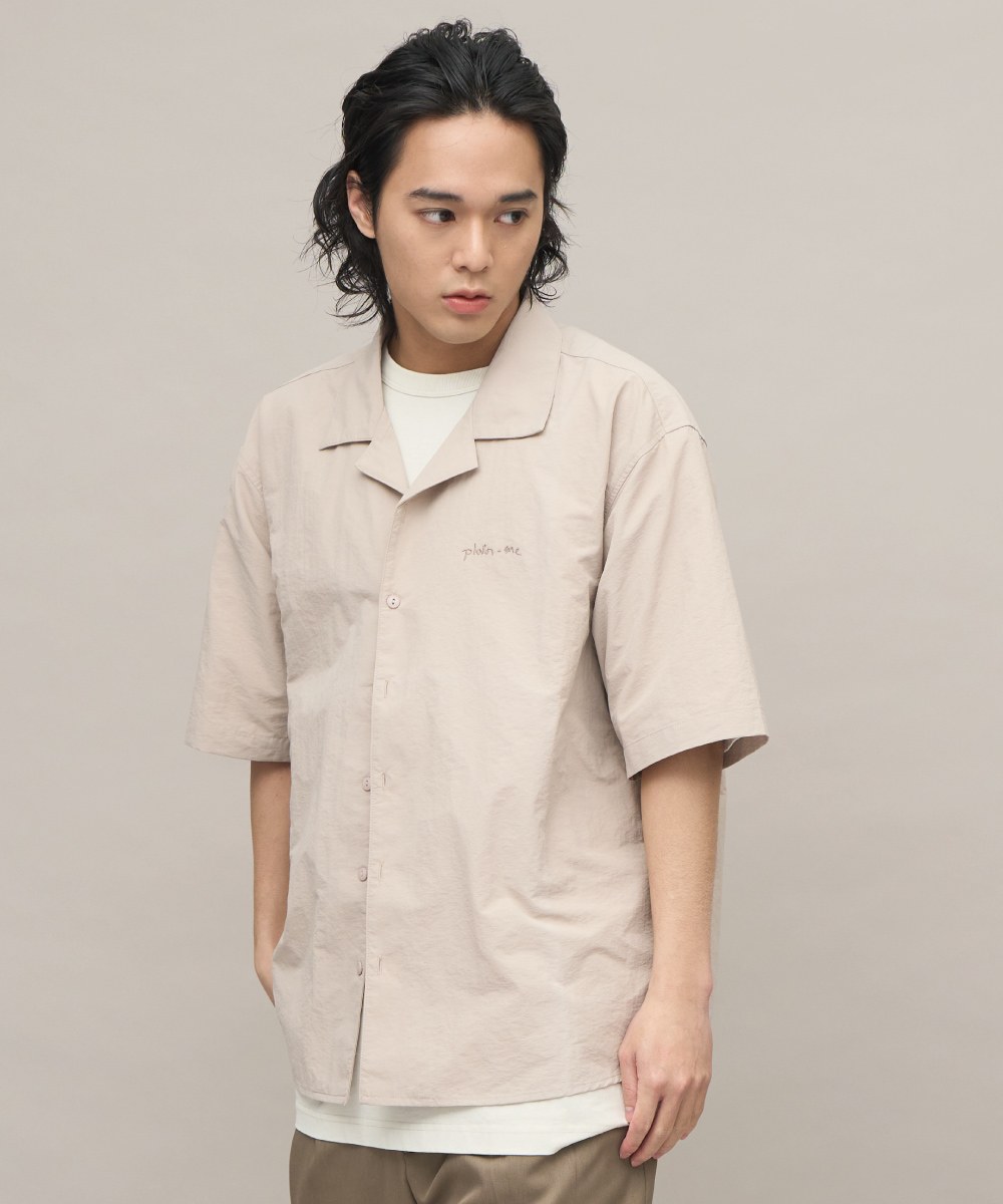 開領刺繡短袖襯衫