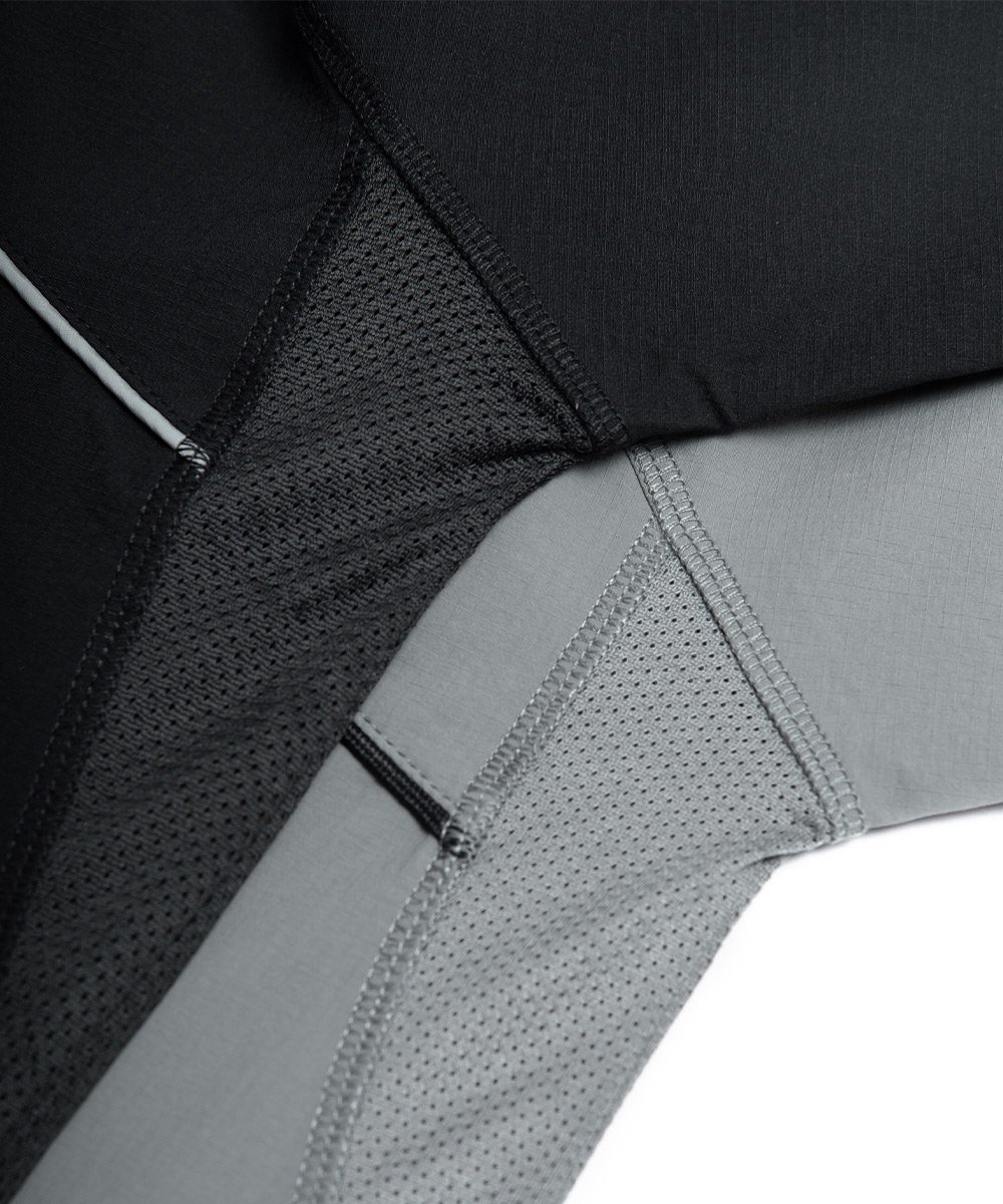 出芽飾邊上衣 MATTE NYLON WATER-REPELLENT T-