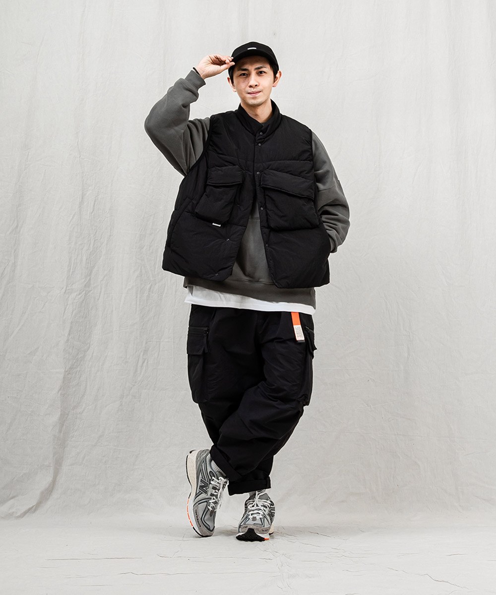 防潑水鋪棉背心 water-repellent padded gilet