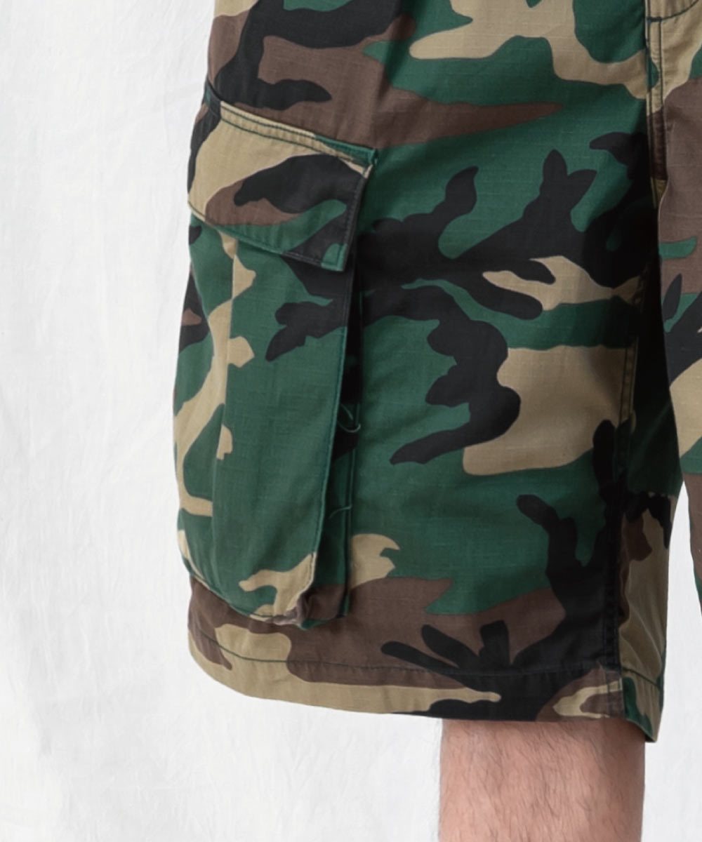 六分口袋短褲 CAMO KNEE-LENGTH CARGO SHORTS