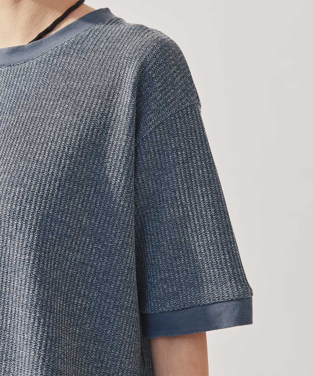 經典草寫logo短版TEE