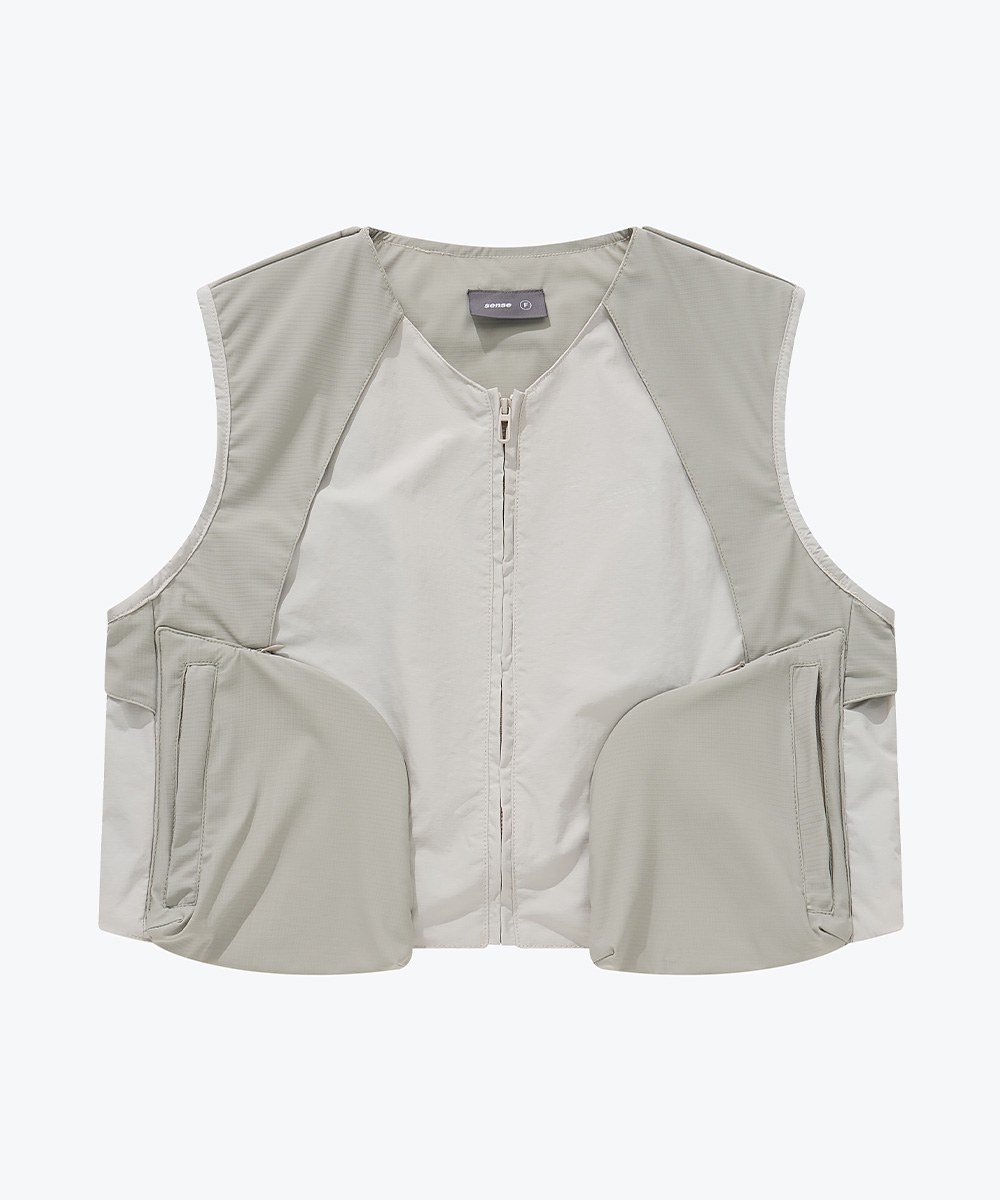 防潑水短版背心 Paneled Dart Vest